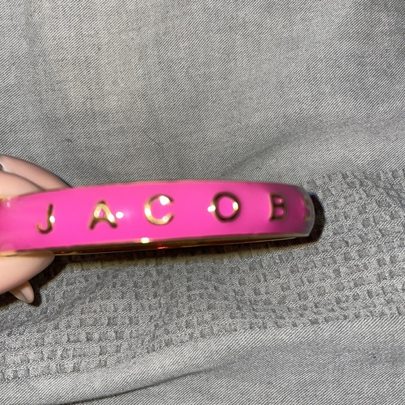 Offer !! Authentic Marc Jacobs Gold Bracelet - Picture 4 of 10